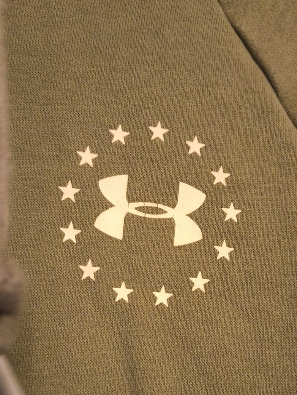 Under Armour Green Men’s M Pullover Hoodie with American Flag USA Freedom - Picture 4 of 6